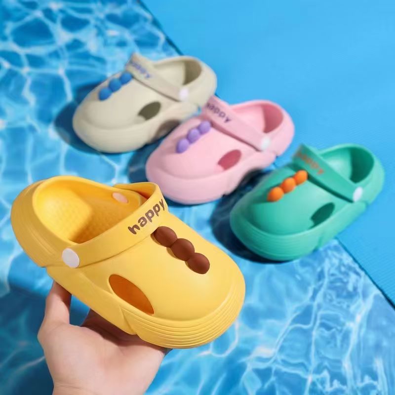 Children's slippers Boys summer non-slip girls Big children Crocs baby girls wearing slippers 2022 new 384