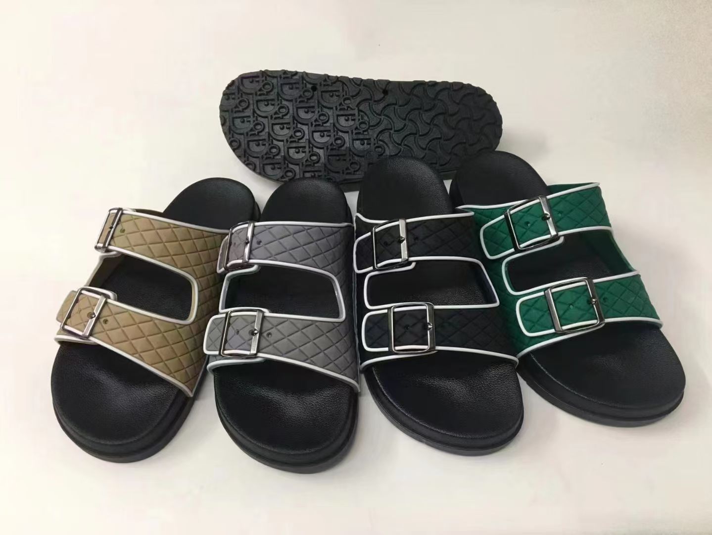 Summer new flip-flops men casual hermenade breathable leather fashion flat youth non-slip beach sandals 441