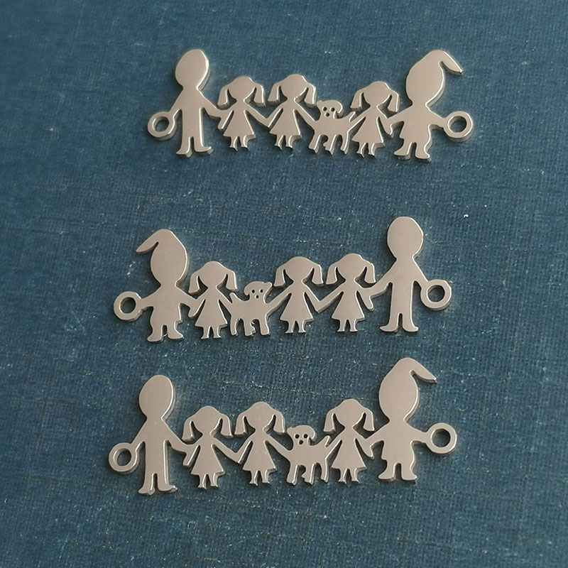 Titanium steel parents three women a dog Fashion stainless steel accessories Connecting accessories diy double hole family pendant thumbnail