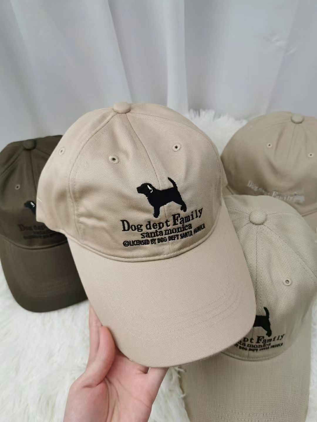 Pet supplies hat Dog hat Pet sun hat Application Scenario