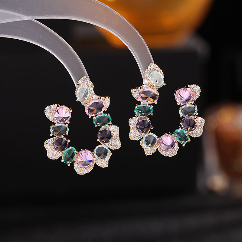 South Korea's new candy-colored C-shaped earrings female simple sweet temperament S925 silver needle color zirconium wreath earrings