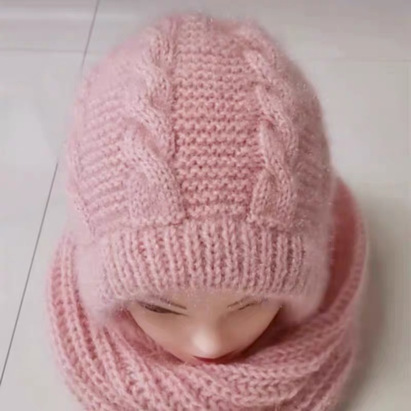 2022 New Women's Hat Scarf Pure Hand-Woven Hat Neck One Squirrel Velvet Warm And Cold Cycling Windproof details Picture