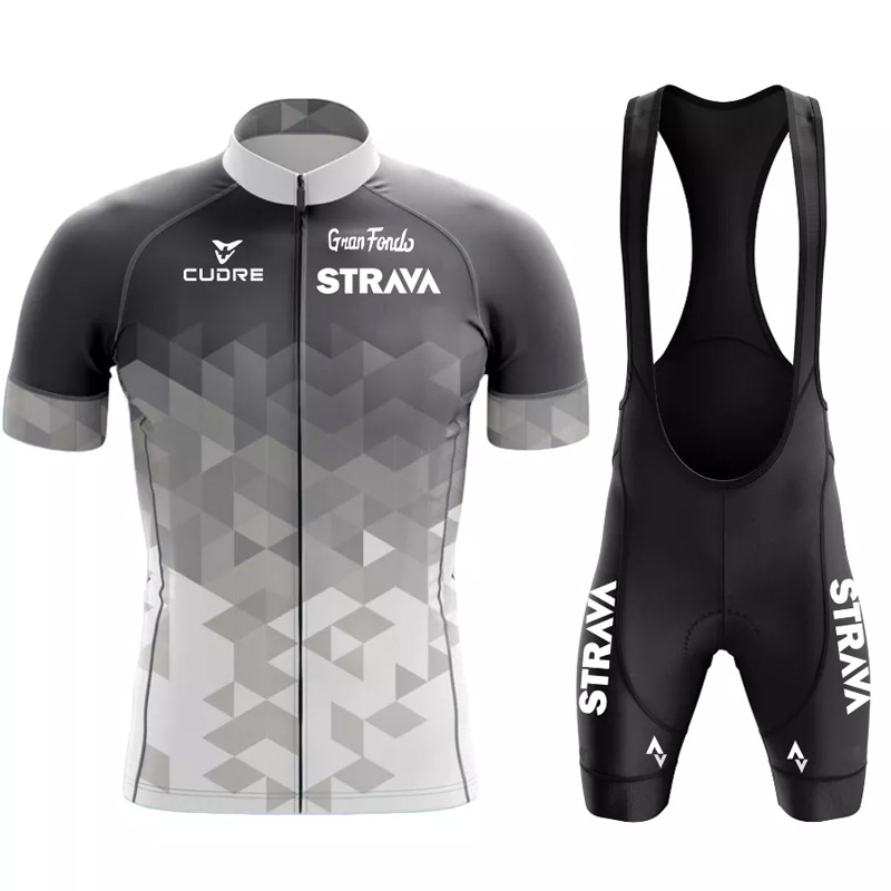 Strava Tour de France short sleeved cycling suit for sweats and moisture absorbent cycling events full figure