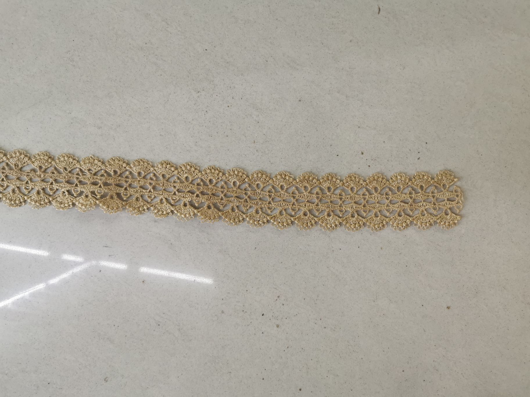 Lace 210