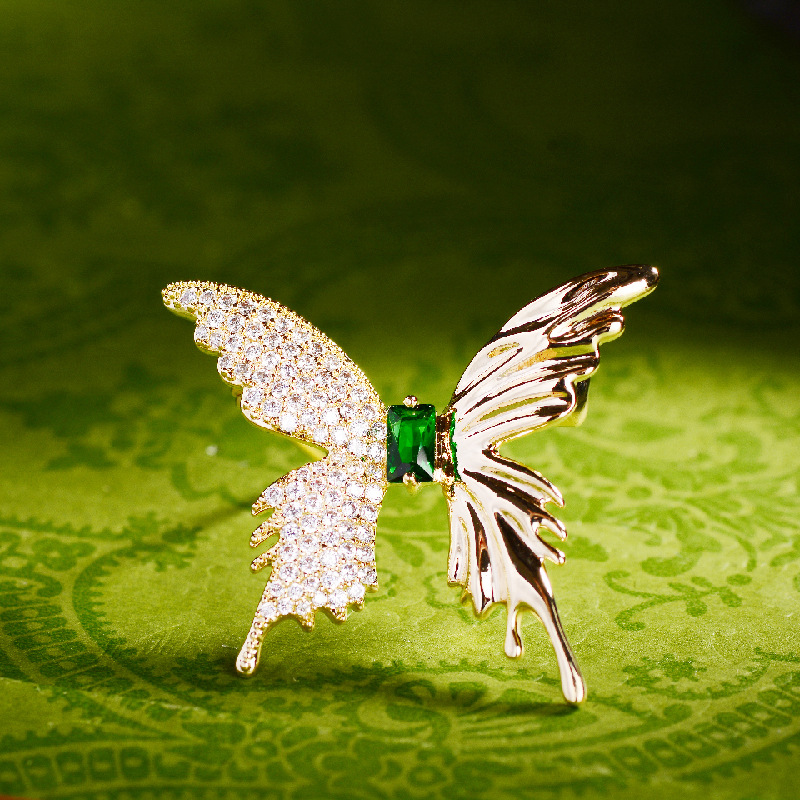 Korean fashion butterfly series zircon brooch elegant creative fashion anti-slip clothing pin personality simple style