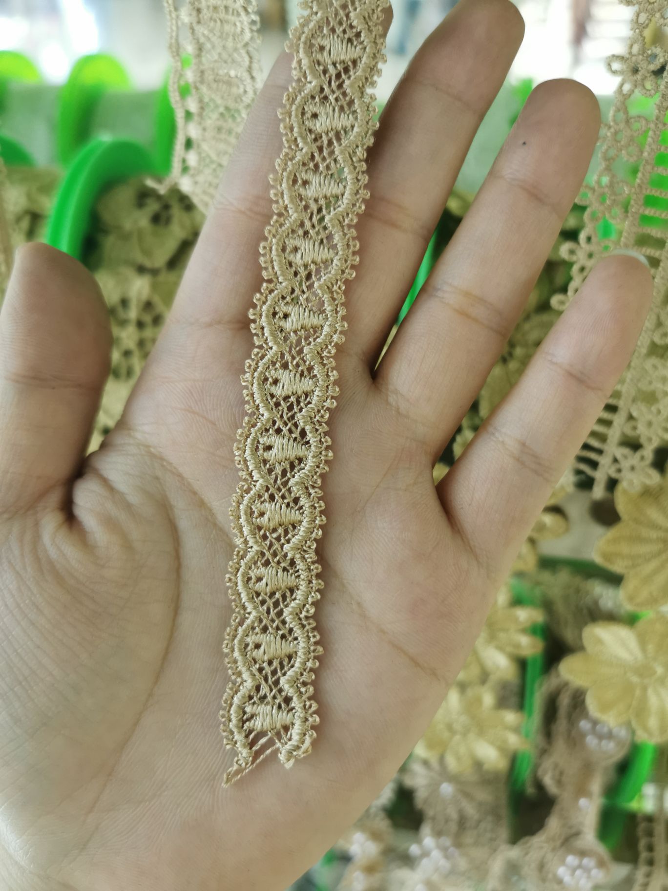 Lace 213