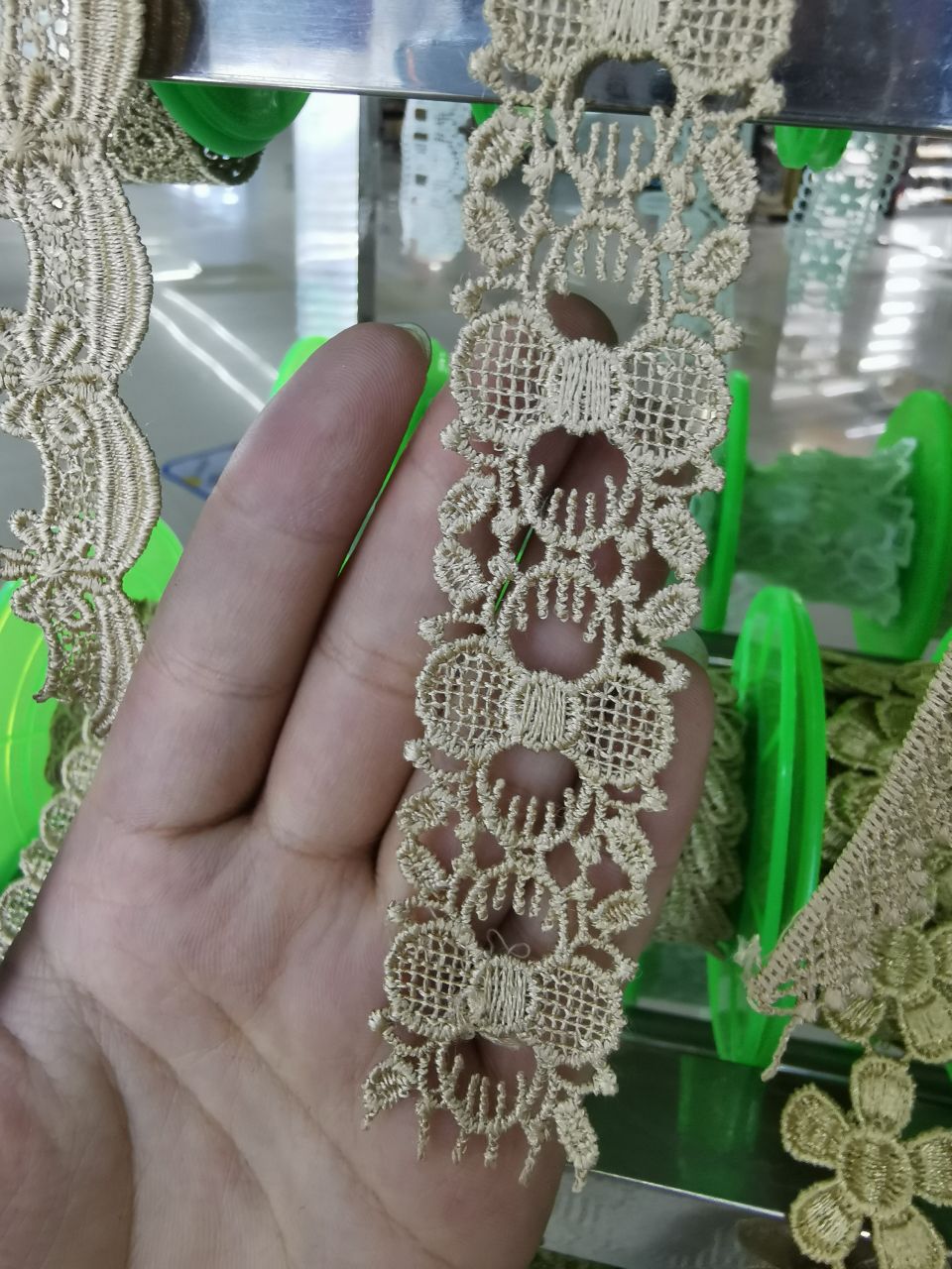 Lace 307
