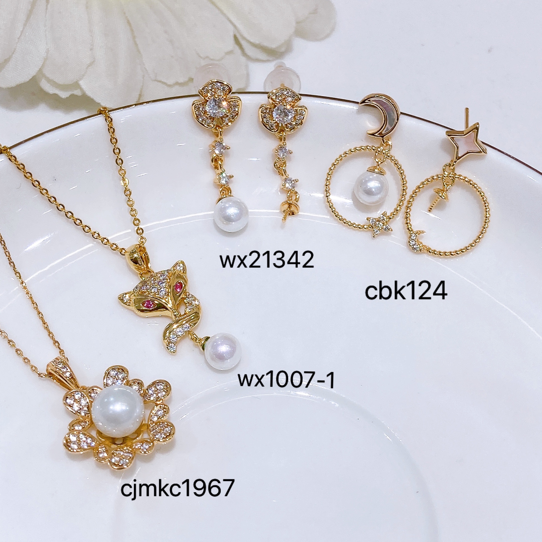 Zhong Xing decoration DIY pearl drag pendant full figure