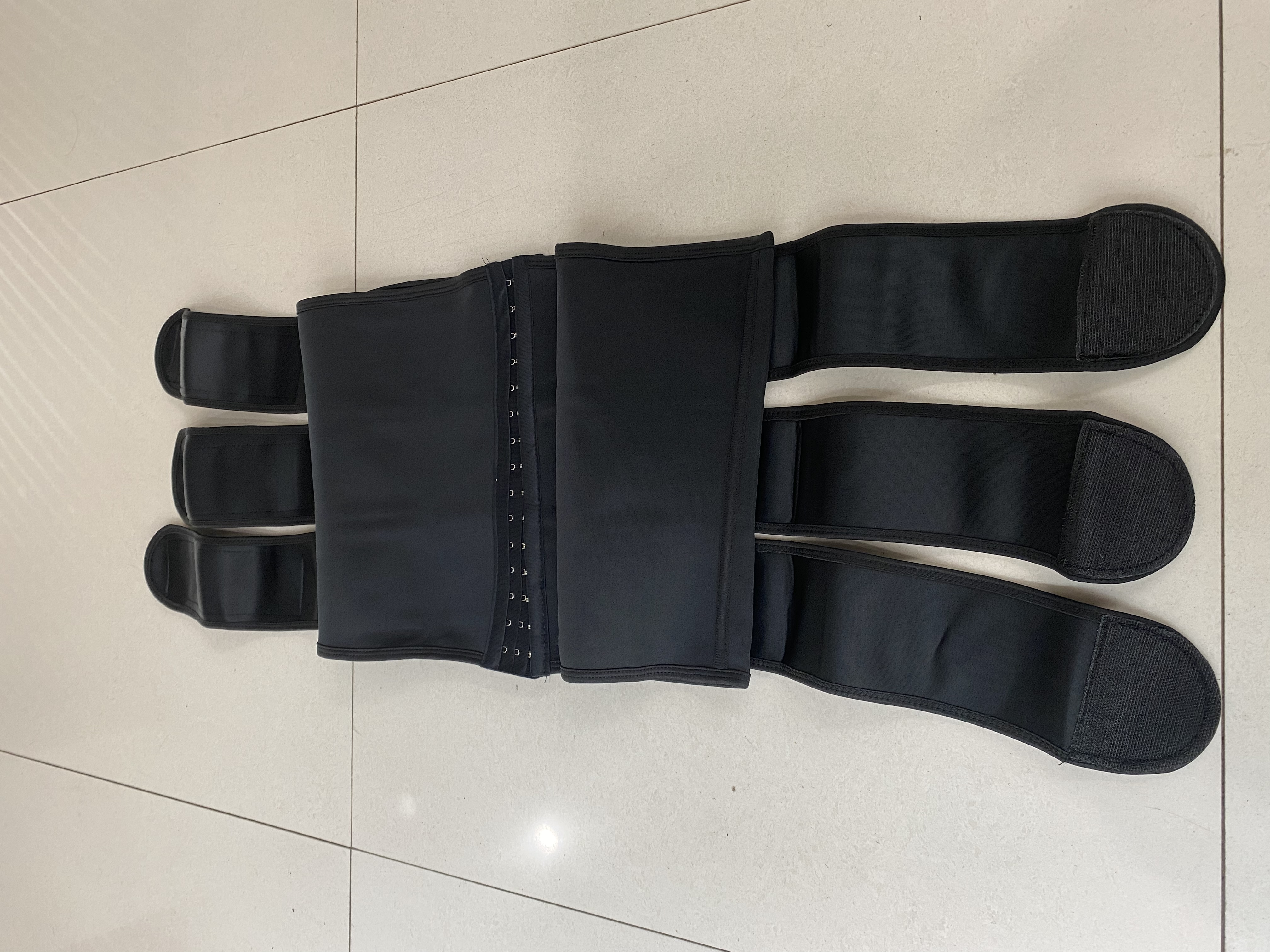 Buckle three belts Application Scenario