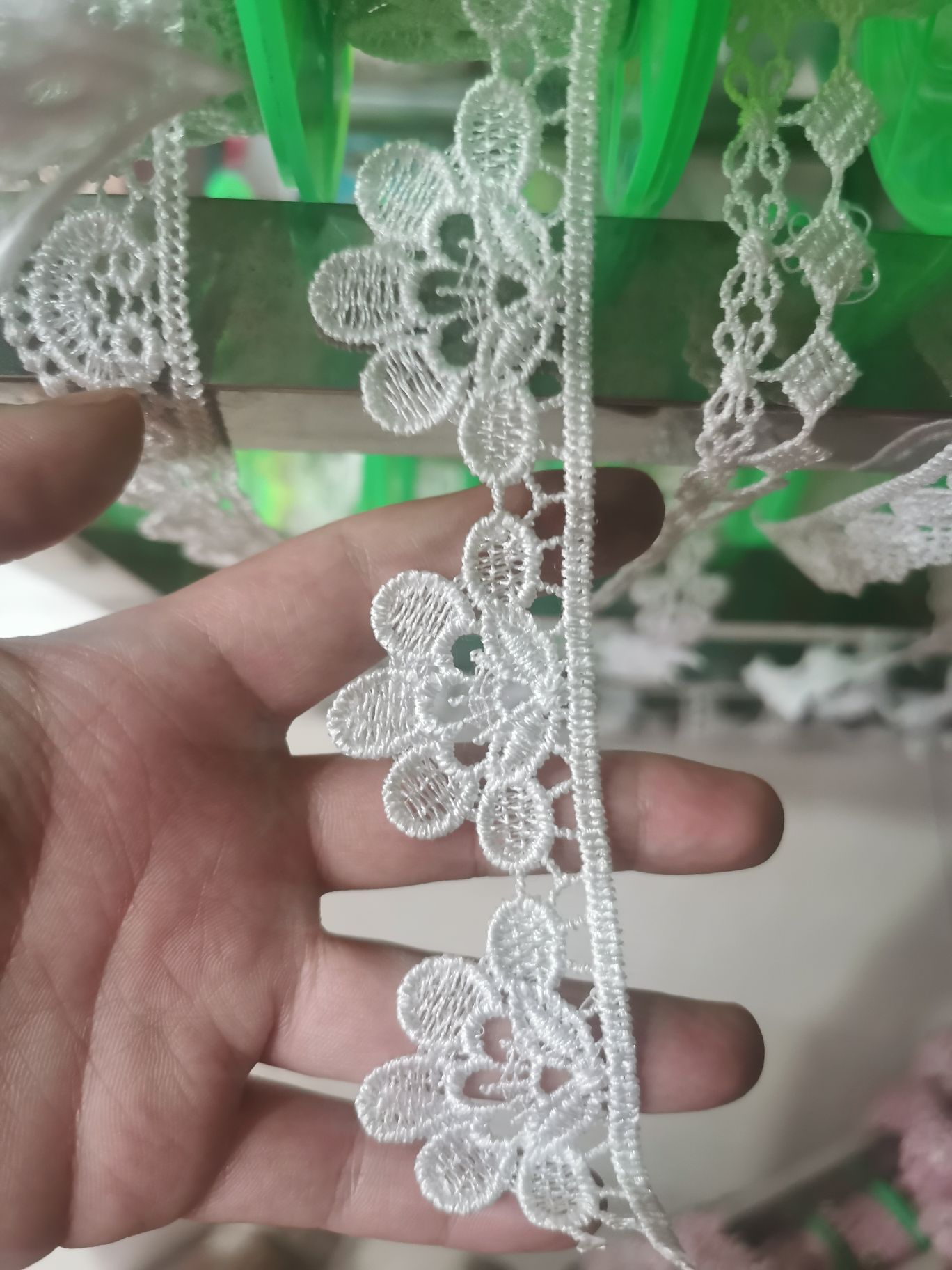 Lace 377