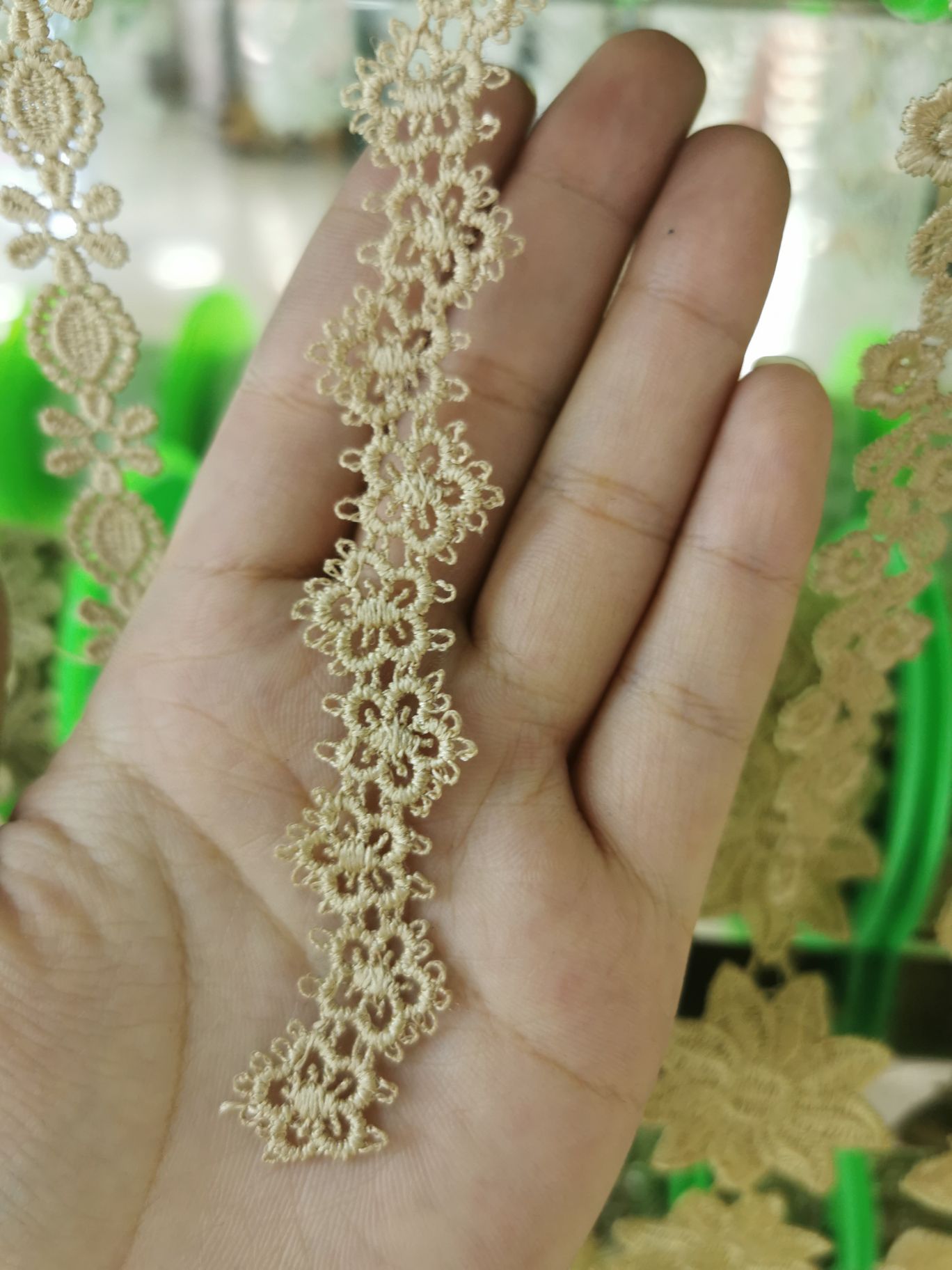 Lace 627