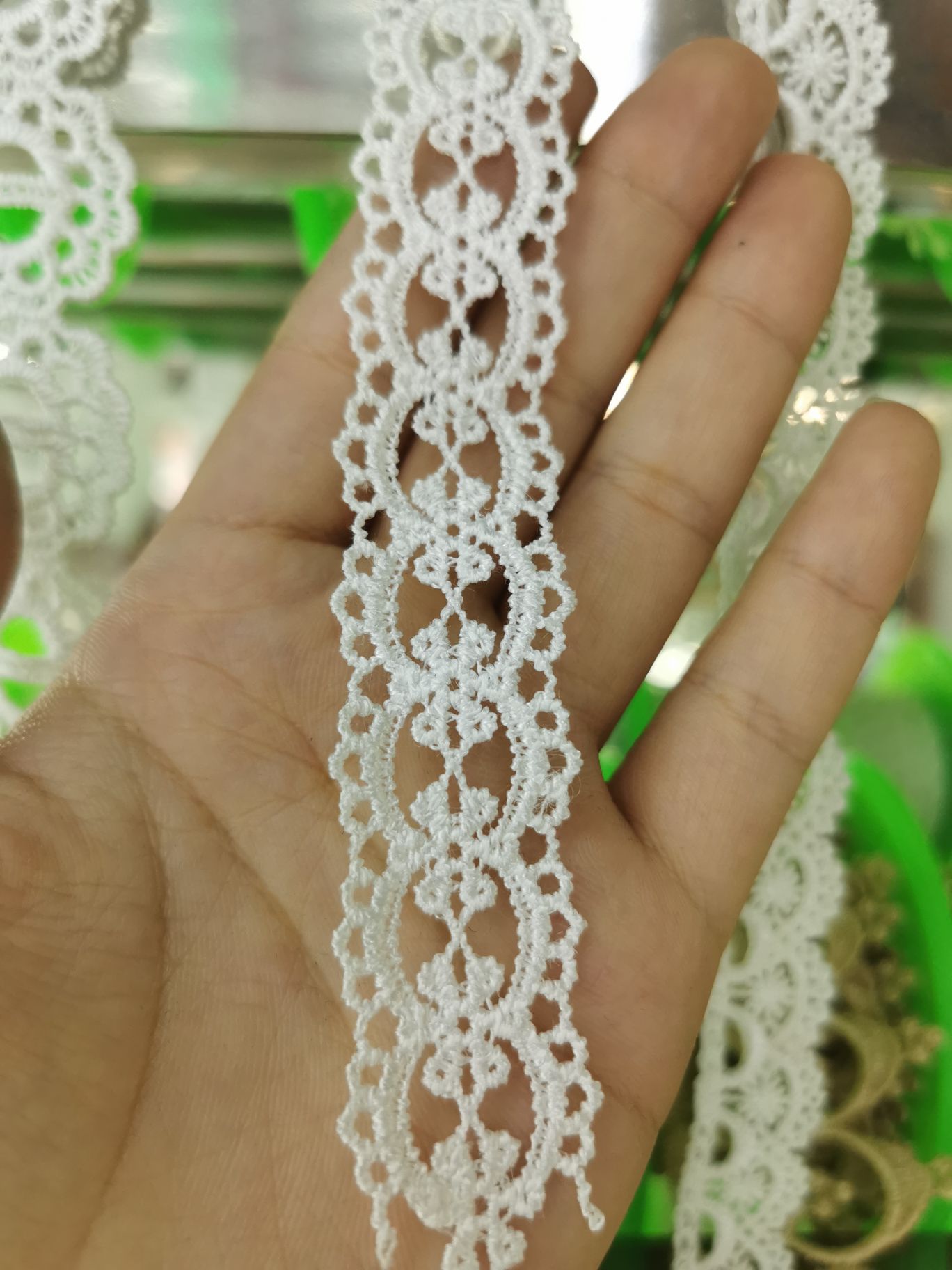 Lace 610