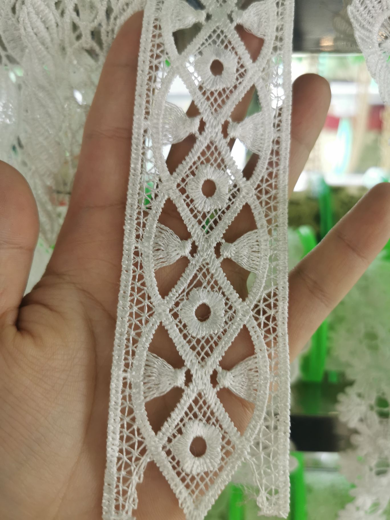Lace barcode 703