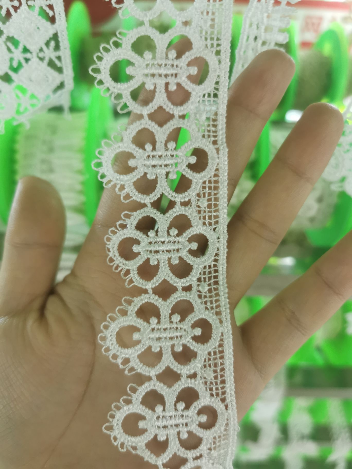 Lace 717