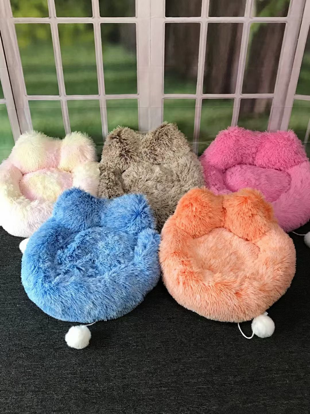 Cat face Cat nest Warm warm nest Pretty long hair nest soft nest