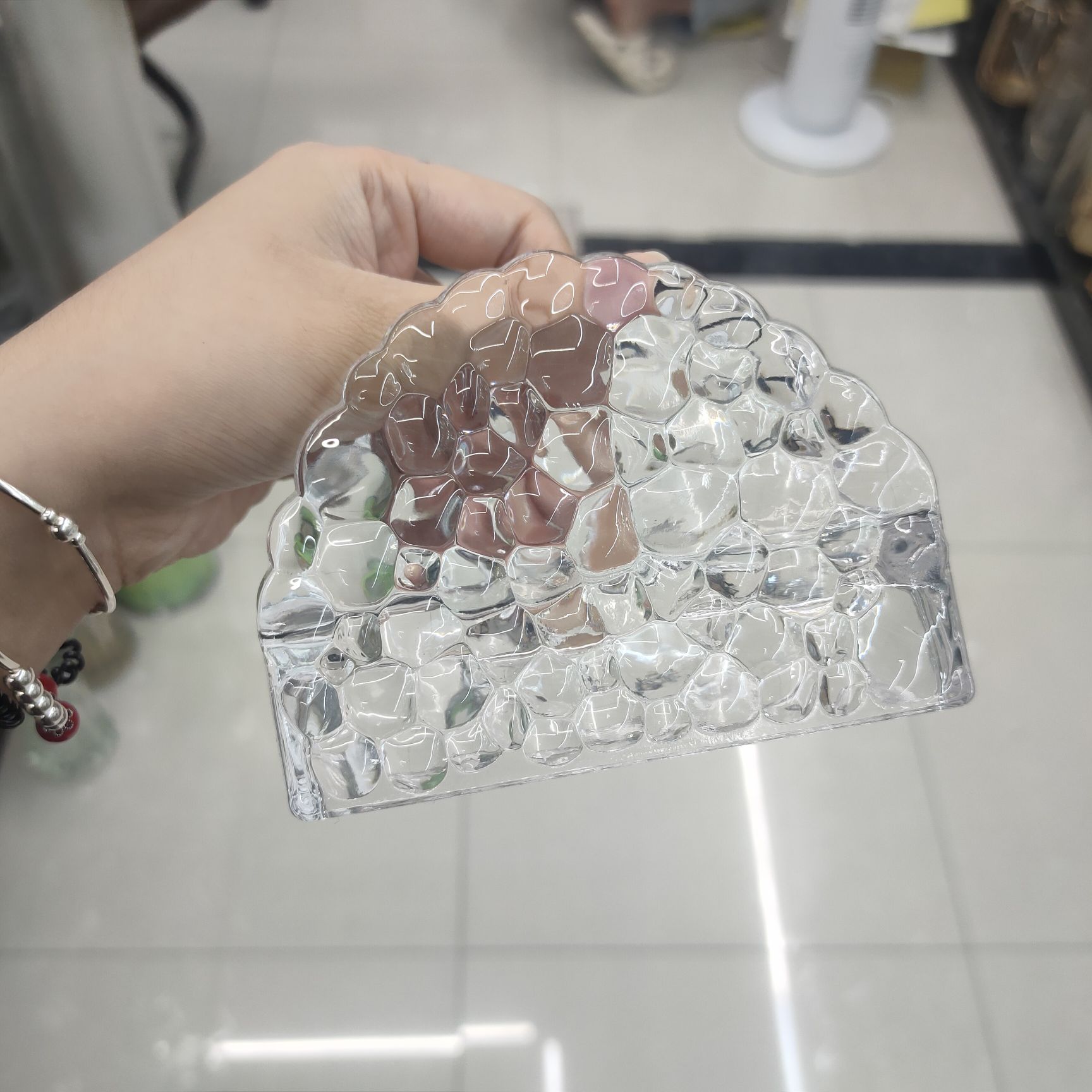 Simple retro glass napkin holder household restaurant napkin holder creative hotel coffee shop napkin holder storage rack