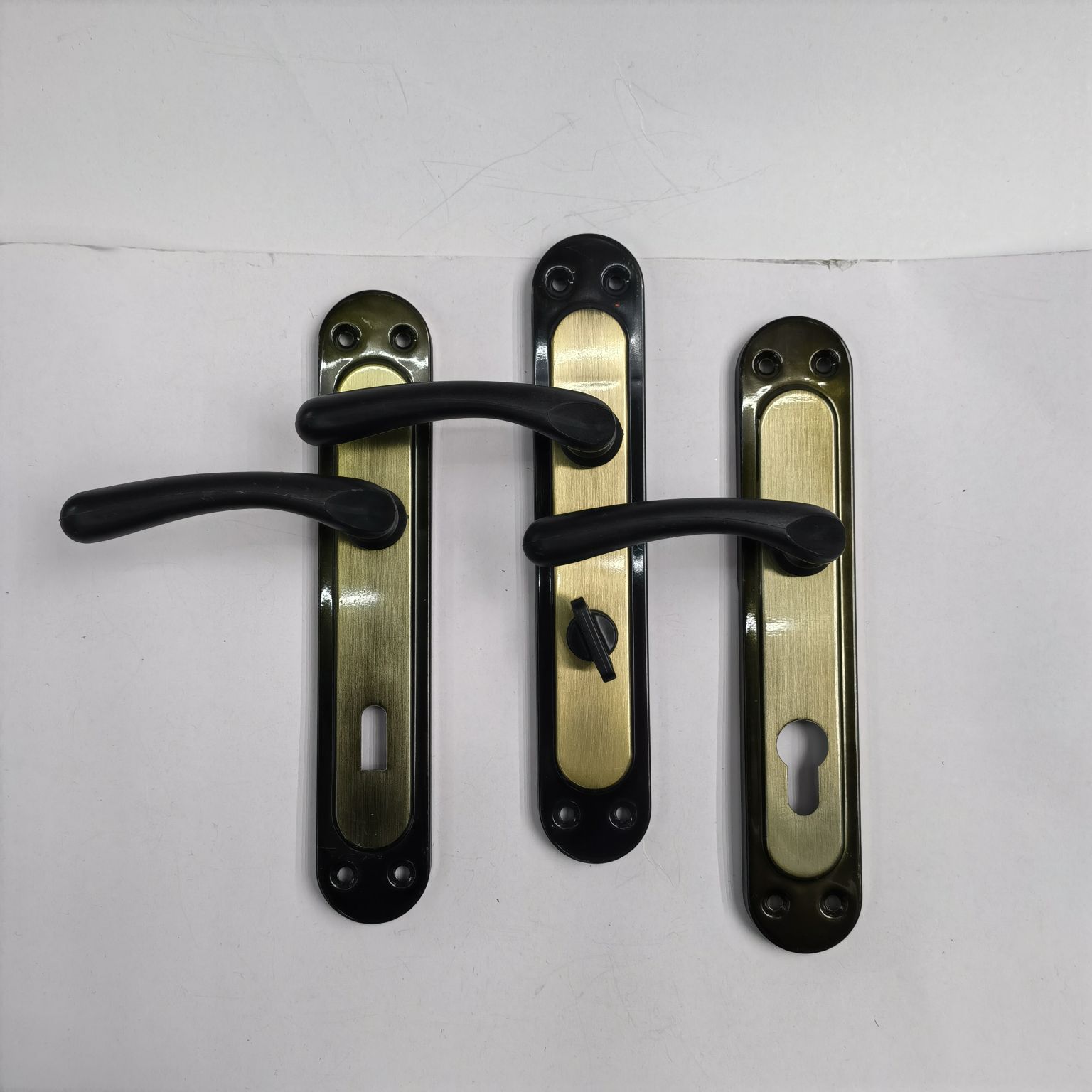 Door handle lock broken bridge door lock multi-point handle interior door lock core lock double open lock solid wood door handle for household security door Item Picture