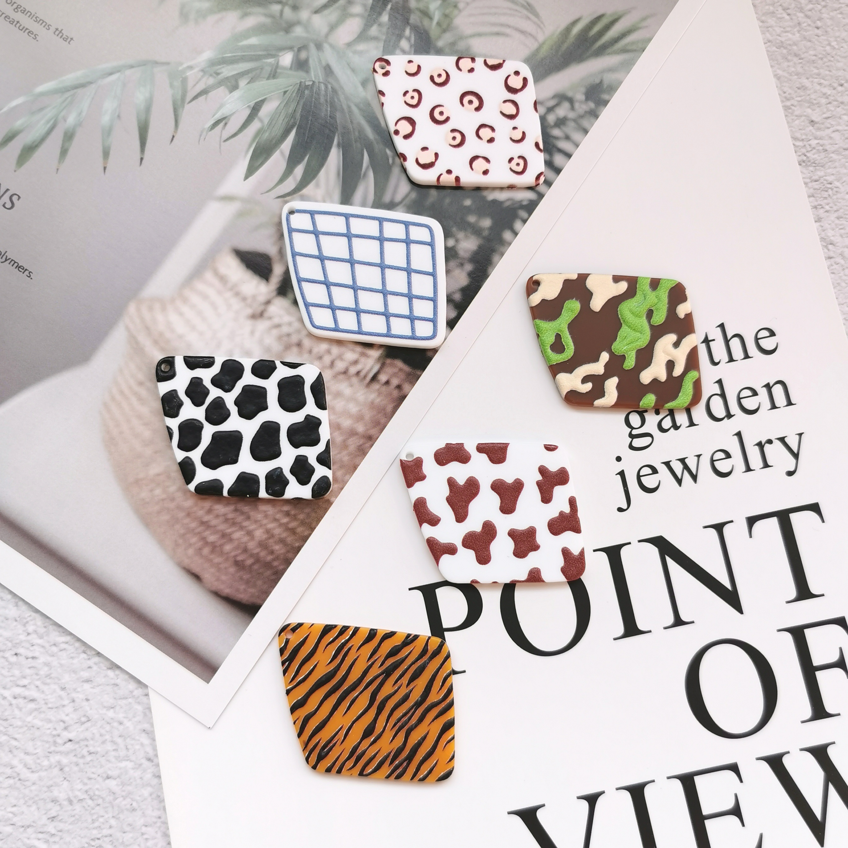 European And American Foreign Trade Leopard Plaid Black And White Coffee Color Relief Printing 3D Printing Acrylic Earrings Pendant details Picture