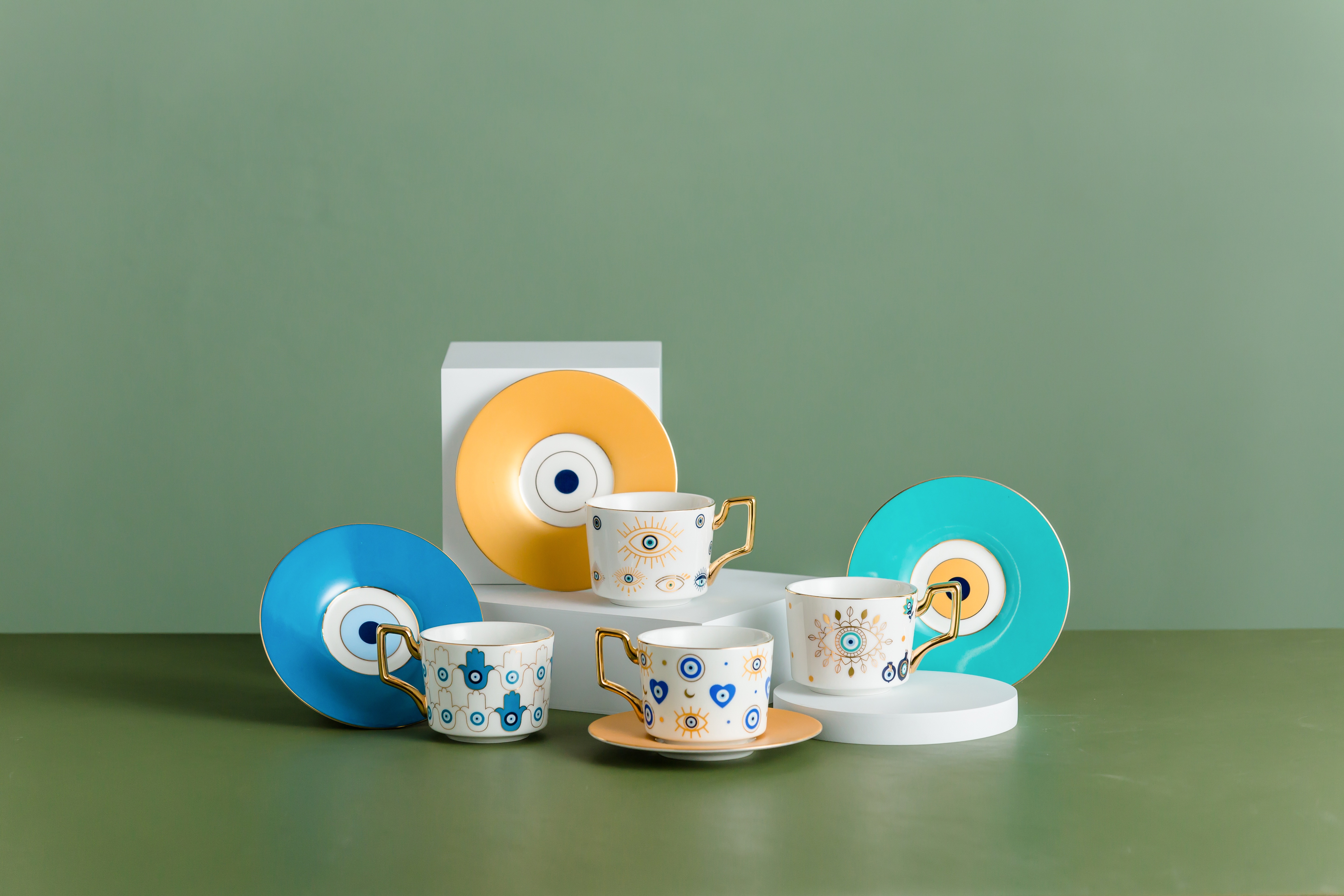 Ceramic Cup And Saucer Set Plated Devil's Eye Totem Mug Coffee Mug Application Scenario