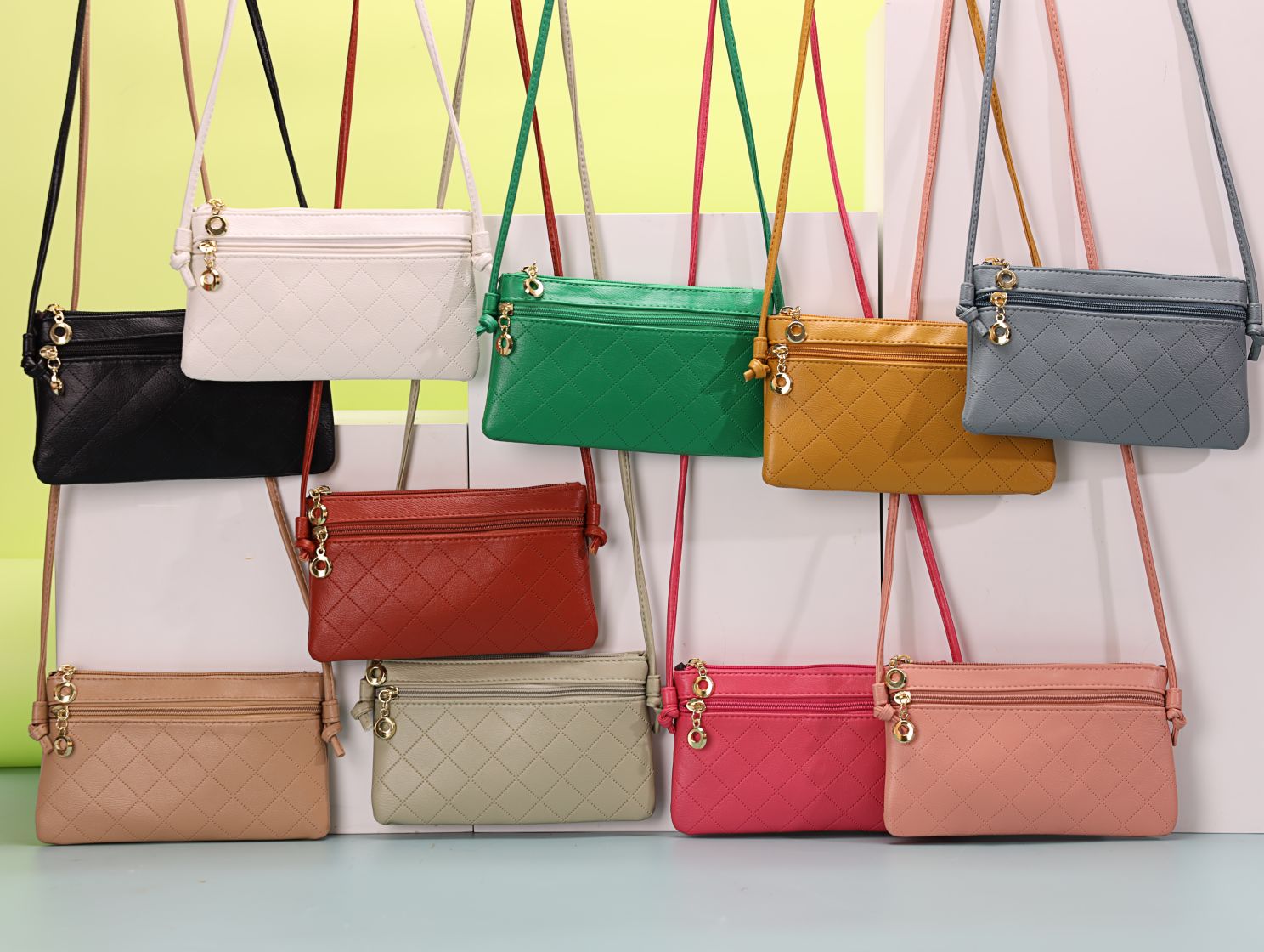 Europe and the United States purse ladies long new zipper simple solid color diamond lattice thin multi-functional large capacity crossbody bag women Item Picture
