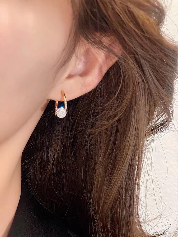 Metal Cold Wind Zircon Ear Buckle Fashion Simple Personality Temperament All Match Design Sense Elegant Earrings details Picture