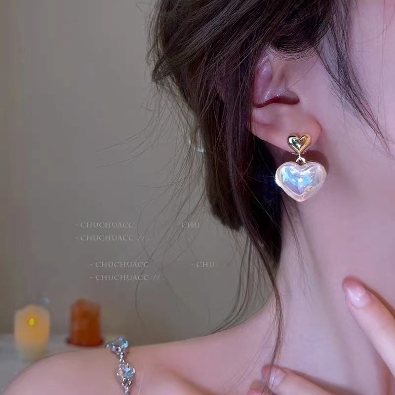Niche Design Love Pearl Sterling Silver Earrings Studs 2021 New Fashion Earrings Application Scenario