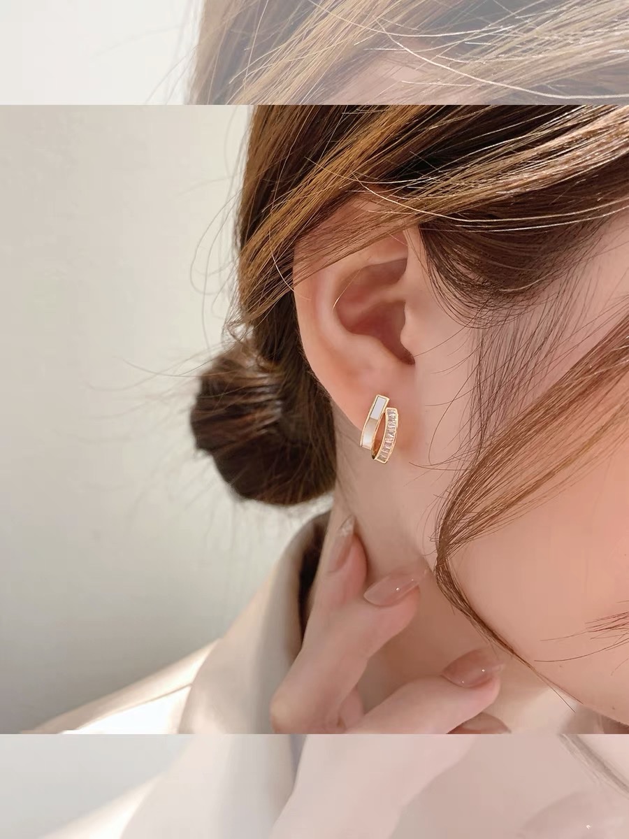 2022 New Fashion Shell Earrings Female Spring And Summer Minority Sterling Silver Earrings South Korea Dongdaemun High-Grade Sense Light Luxury Earrings Specification drawing