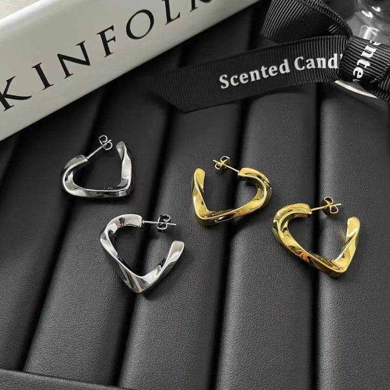 Twisted Love Earrings European American Metal Geometry Personality Cold Simple Temperament Earrings Ear Loops details Picture