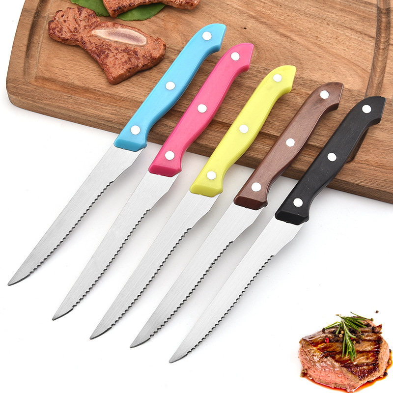 Stainless steel steak knife Serrated knife Colorful bread knife Cutting steak knife Creative Western meal knife Kitchen knife