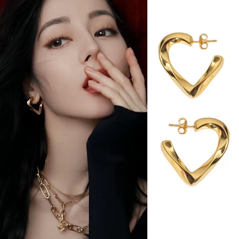 Twisted Love Earrings European American Metal Geometry Personality Cold Simple Temperament Earrings Ear Loops
