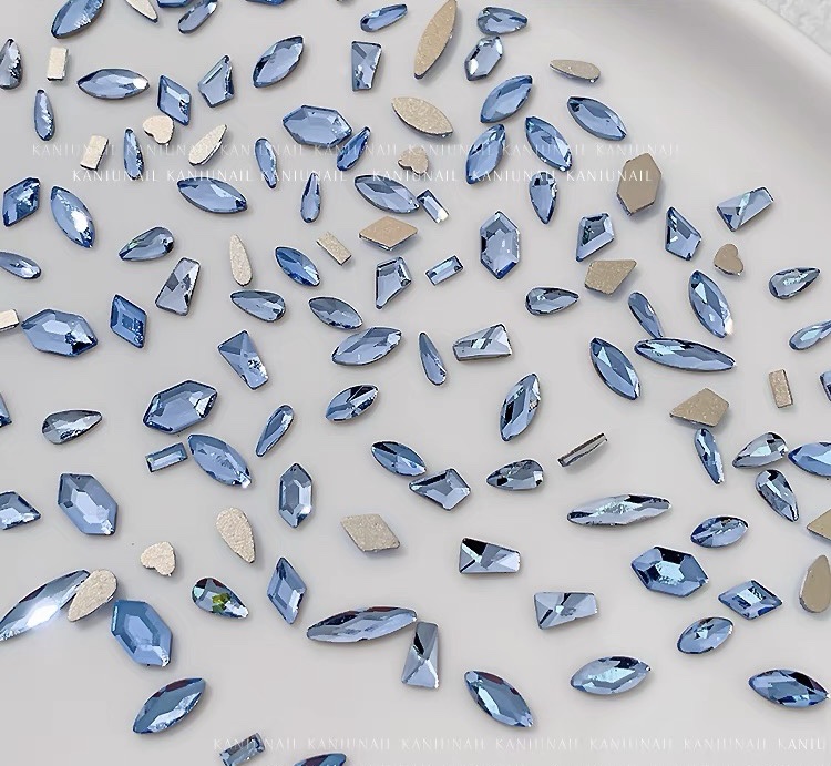 Wingenie Mini Small Size Light Blue Flat Bottom Shaped Diamond Nail Jewelry Burst Flash Diamond