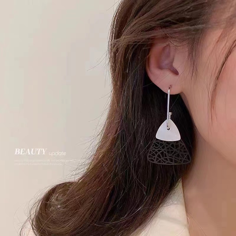 Silver Needle Pattern Geometric Triangle Earrings Korea Personality Exaggerated Studs Fashion Simple Retro Net Red Earrings Female details Picture