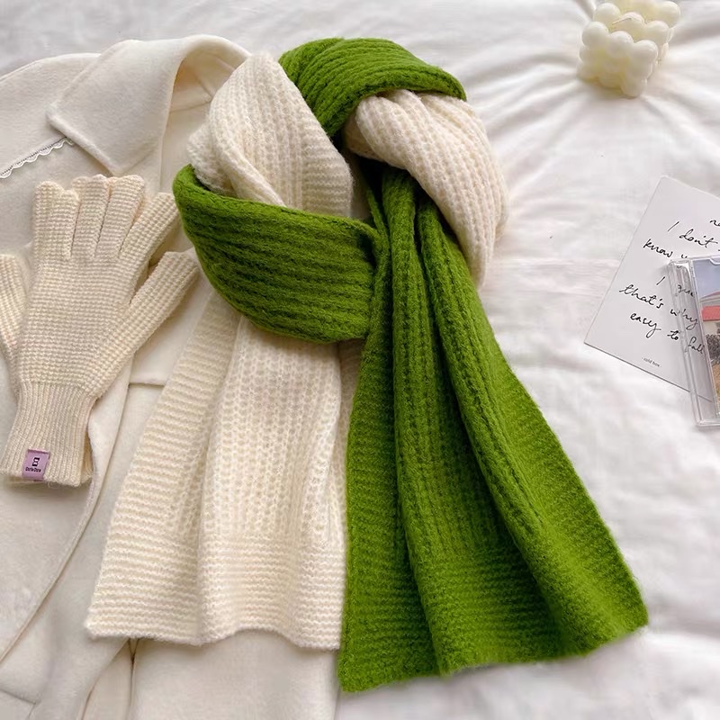 A Small Number Of Korean Mixed Color Knitted Scarf Men And Women With The Same Couple Winter White Green Coffee Fresh Wool Knitted Two-Color Bib Scarf Everything Casual Snow Scarf Trend Two-Color Warm Student Wool Bib Tide Length Thickened details Picture