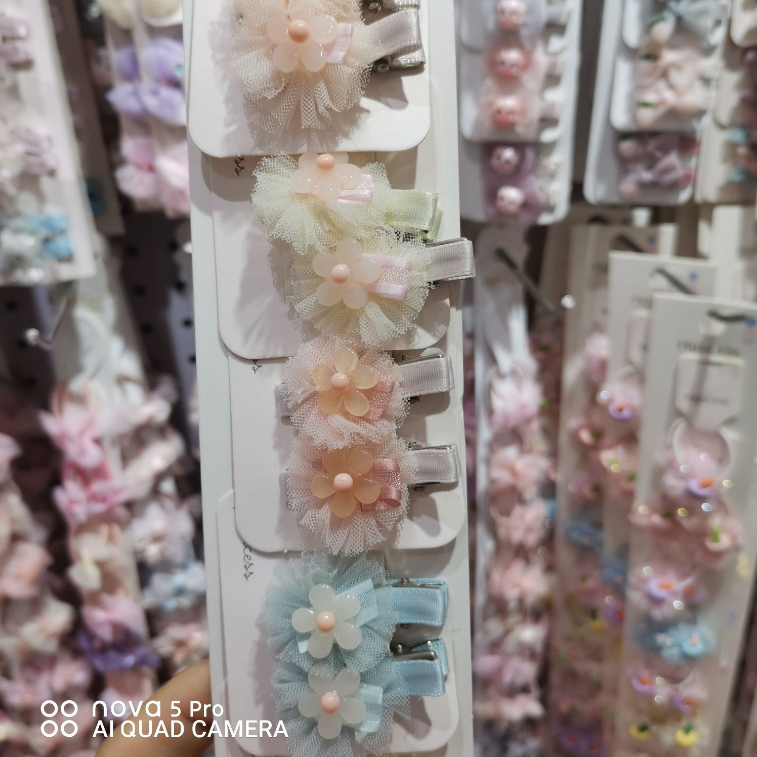 Little Princess jewelry 2022 network celebrity children's fabric flower clip thumbnail