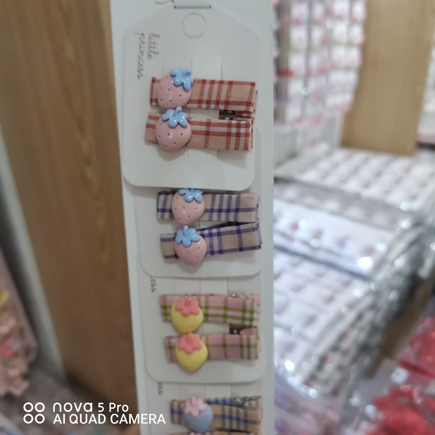 Little Princess accessories 2022 Internet explosion children's strawberry clip thumbnail