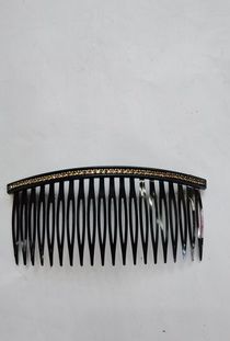 Side comb