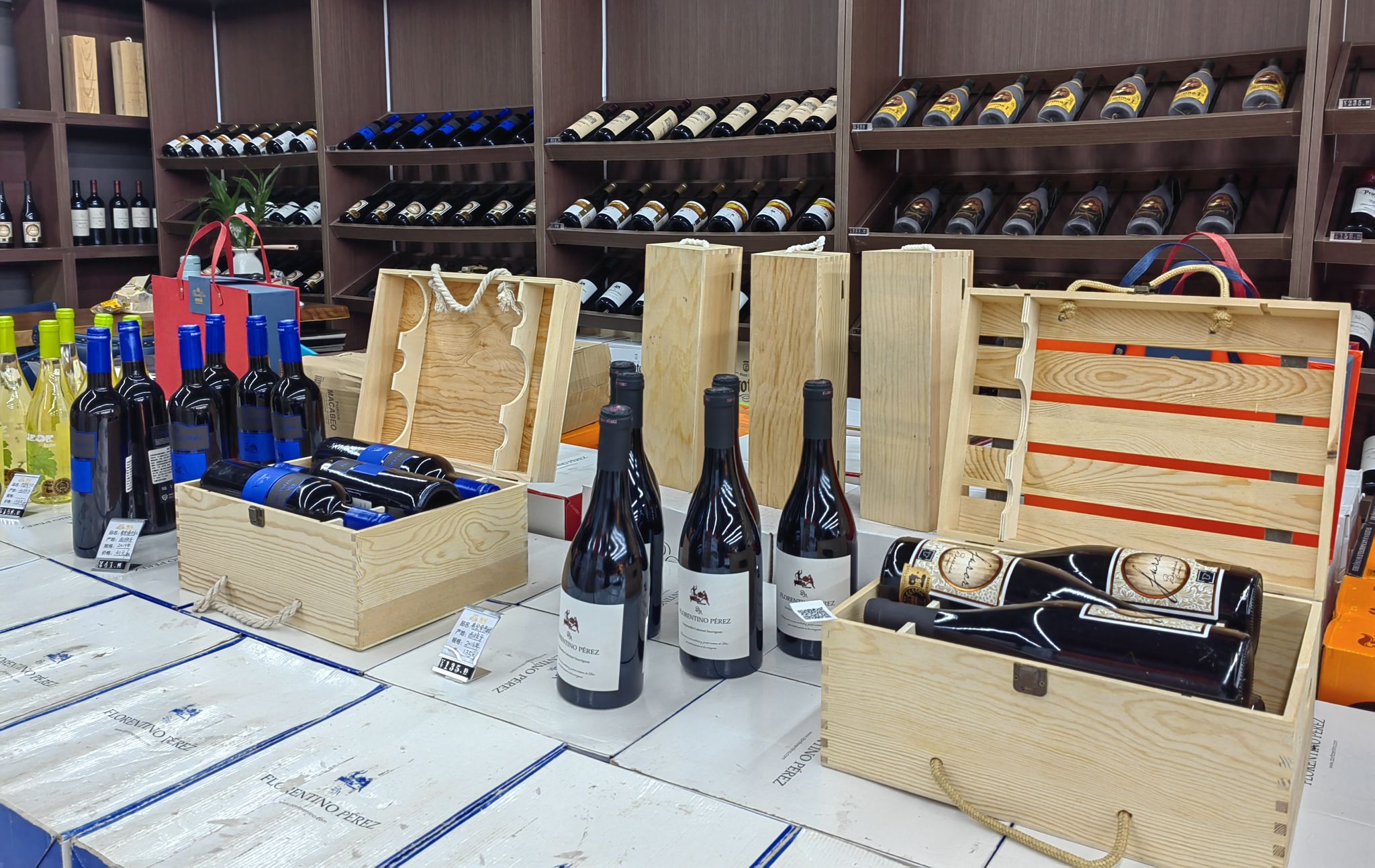 Oak Country Spanish Ham House describe pic - 6