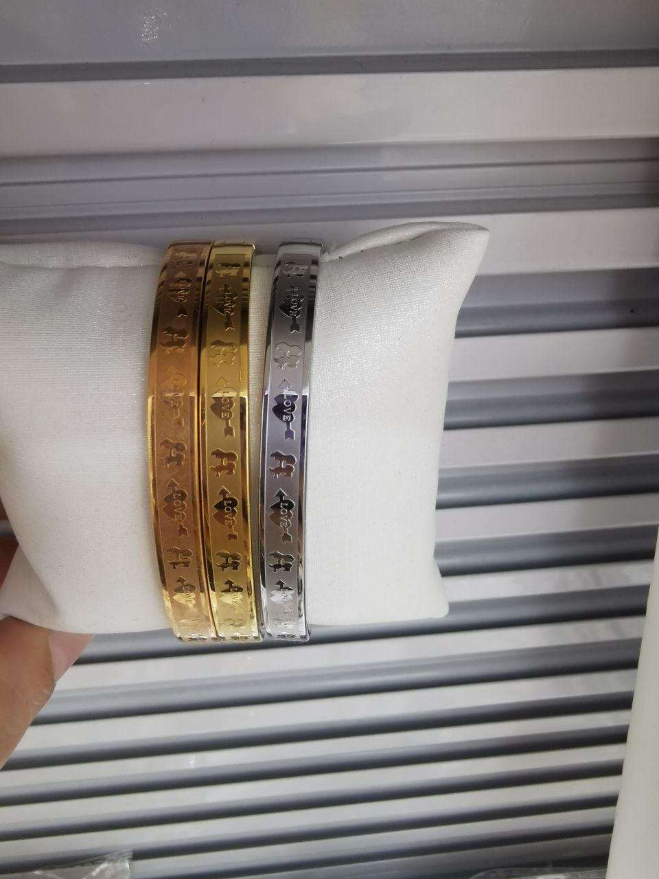 Bracelet Item Picture