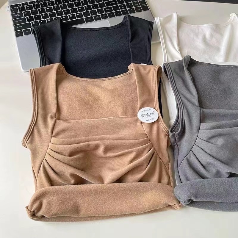 Fleece Vest details Picture