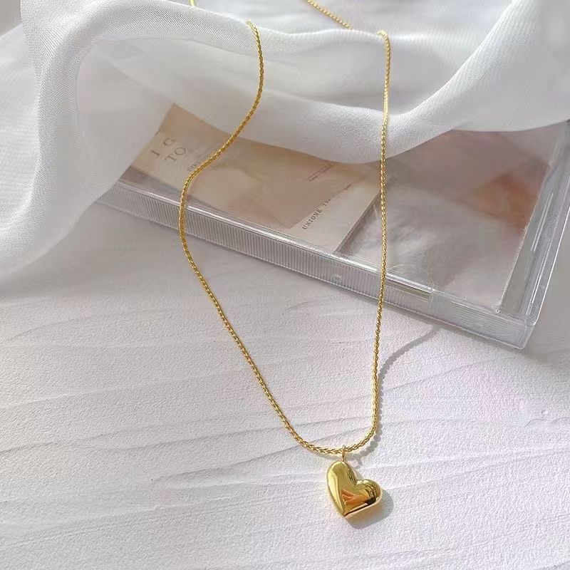 A niche design butterfly pearl bracelet for women, a titanium steel bracelet that doesn't fade, 2022 new style. A summer gift for your best friend Specification image