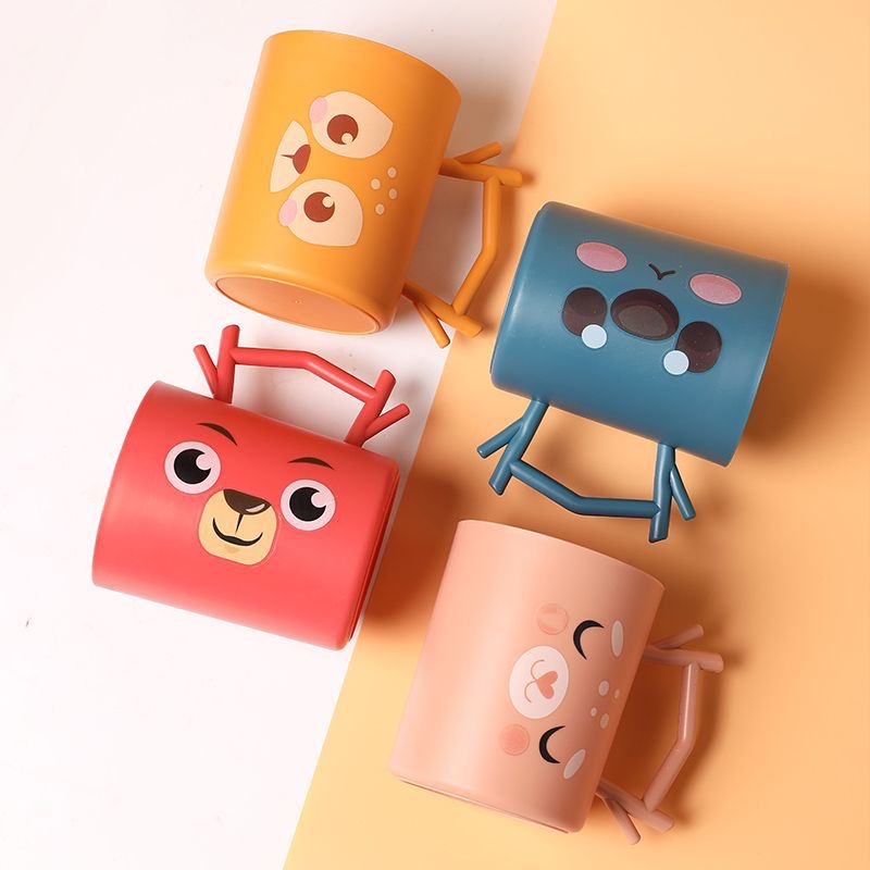 Manufacturers Direct Selling Children's Cup Antler Creative Cup New Plastic Cup Vendors Oversupply Application Scenario