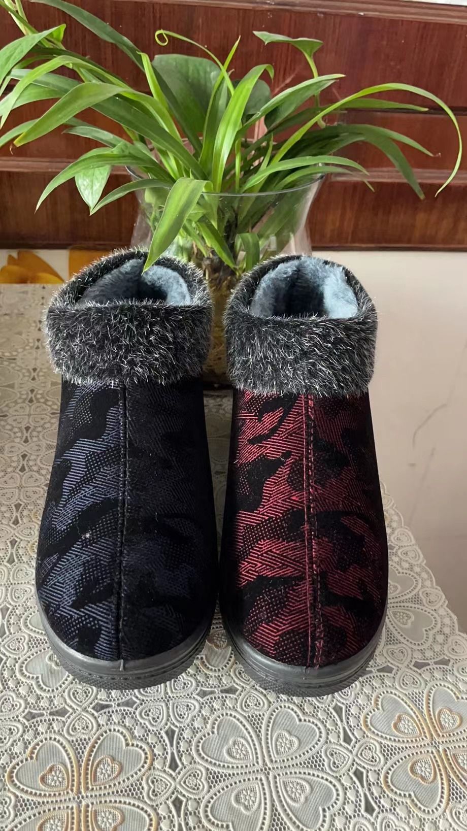Cotton-Padded Shoes details Picture