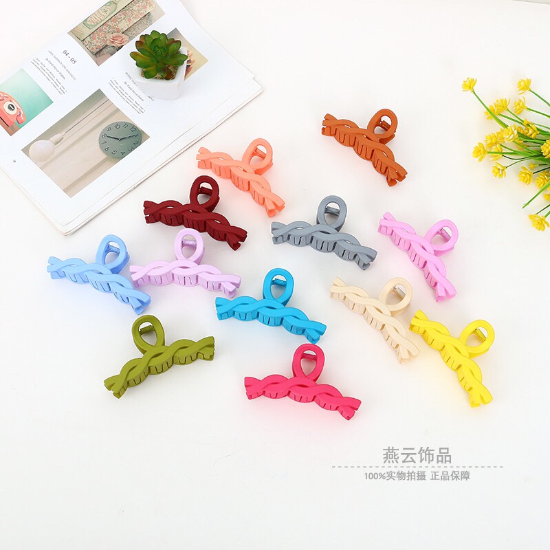 Hair clip female back of head hair clip decorated with Japanese hair clip female Internet celebrity hair grab clip temperament shark clip thumbnail