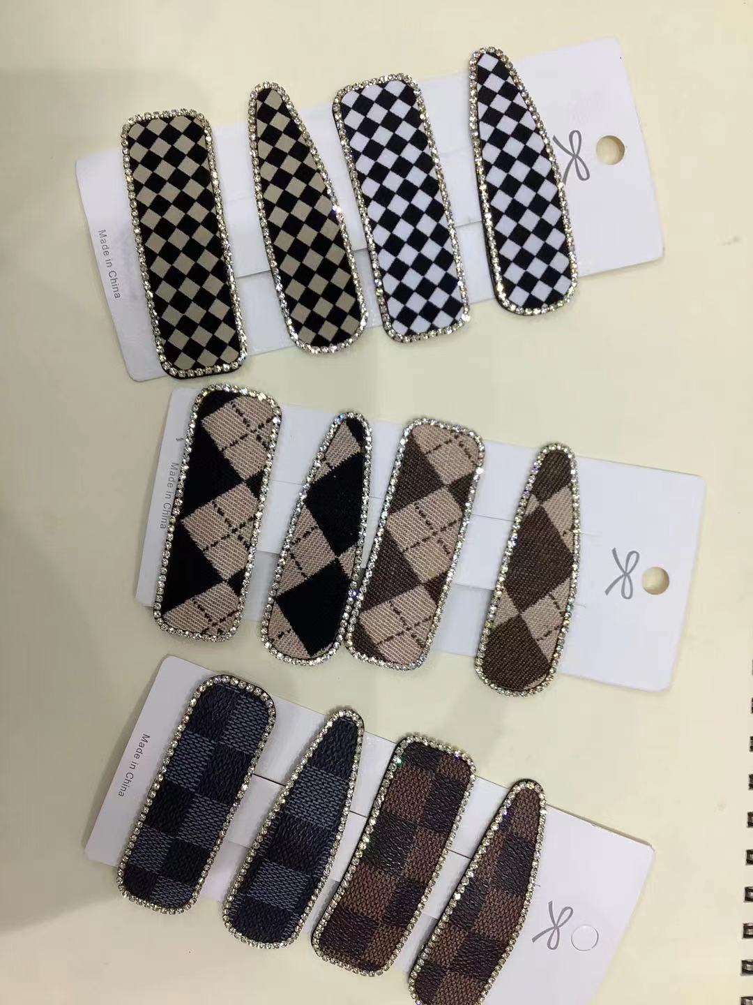Cloth Bb Clip