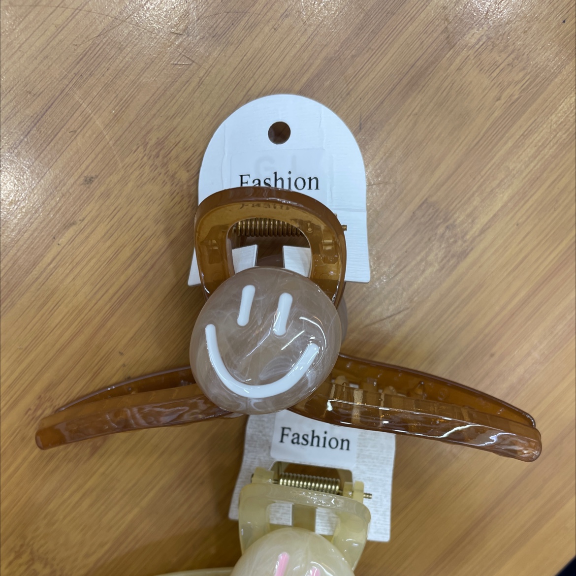 Large Clip Jelly-Colored Smiley Face 😃 Clip Specification drawing