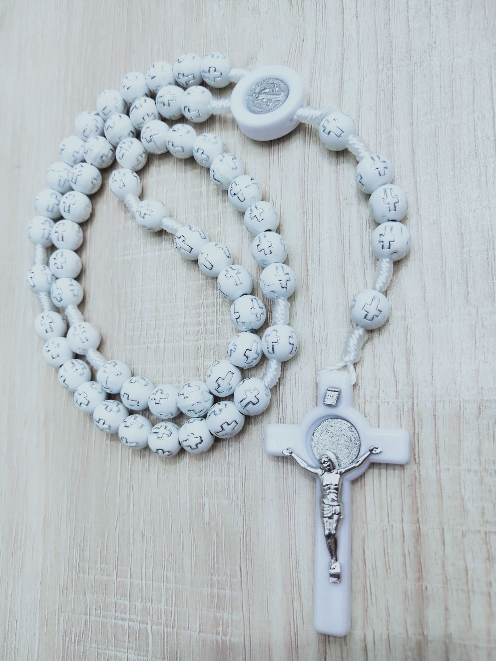 Cross bead hand-wound necklace, religious series supplies, manufacturers direct sales of various religious series products welcome customers to buy