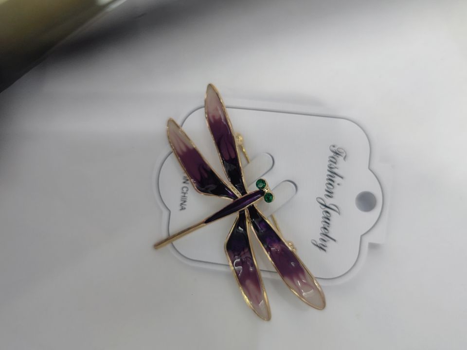 Brooch 21