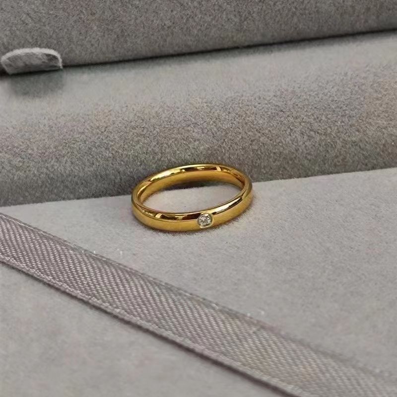 The "love" titanium steel non-fading ring for women, plated with 18k rose gold, features a niche design and is a high-end, light luxury couple ring