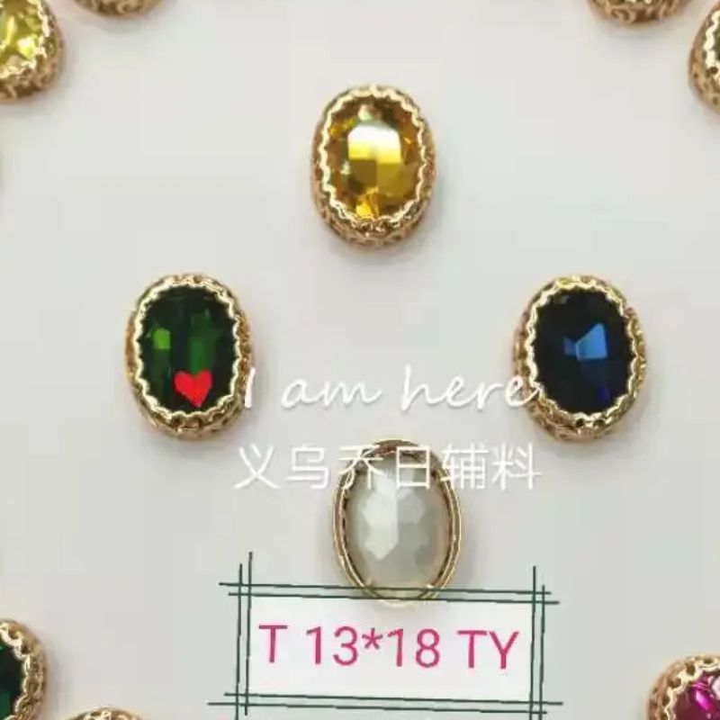 新建精品配饰水晶钻服装辅料多色多款式 光彩璀璨钻石形状