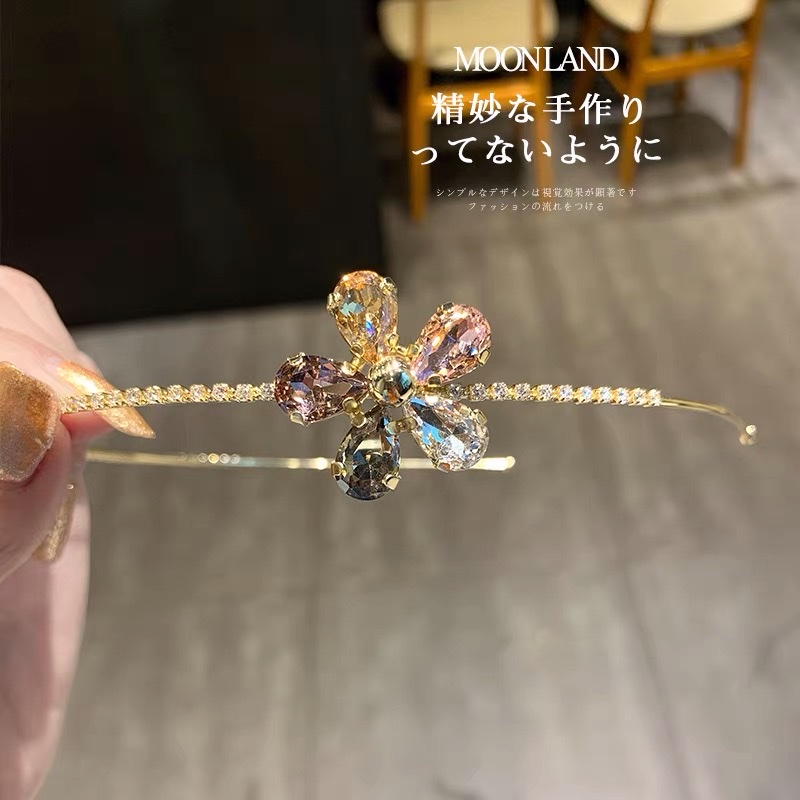 Exquisite Rhine-Diamond Headband, Headwear Hot Selling Explosive, Salt Can Be Sweet Full Score 💯 Good-Looking details Picture